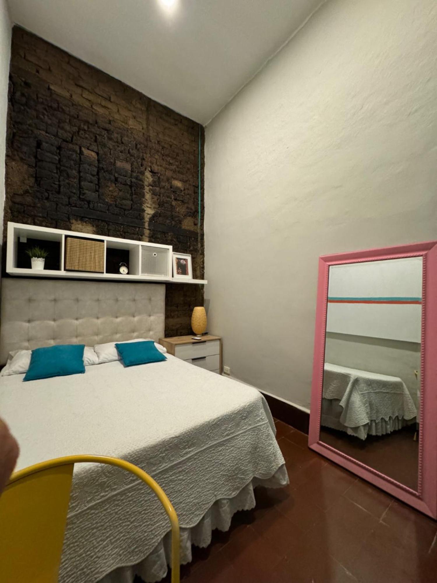 Moonshine Boutique Hostal 칼리 외부 사진