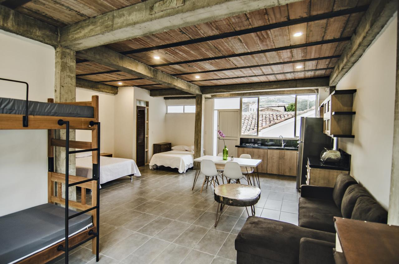 Moonshine Boutique Hostal 칼리 외부 사진