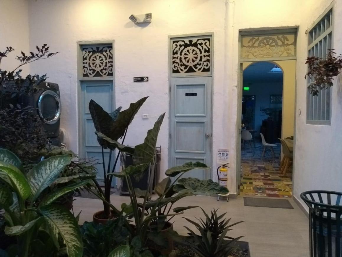 Moonshine Boutique Hostal 칼리 외부 사진