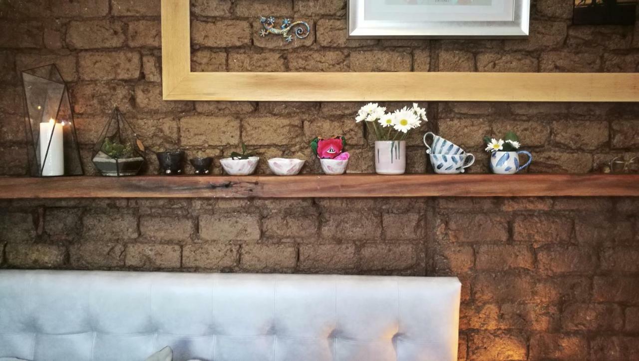 Moonshine Boutique Hostal 칼리 외부 사진