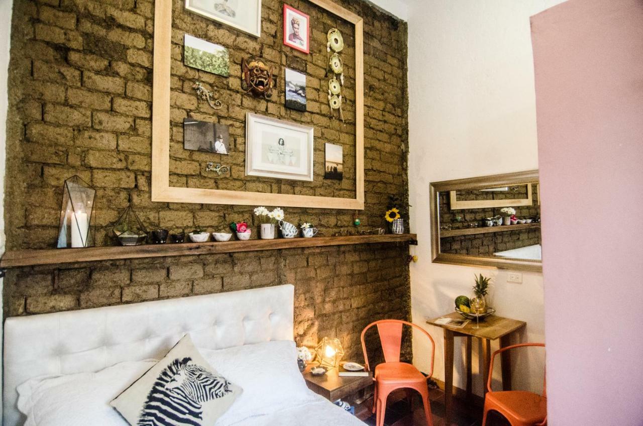 Moonshine Boutique Hostal 칼리 외부 사진