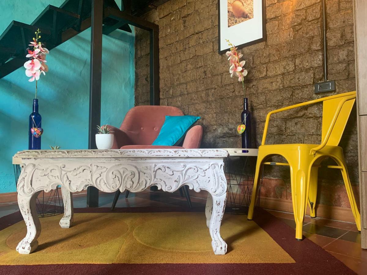 Moonshine Boutique Hostal 칼리 외부 사진