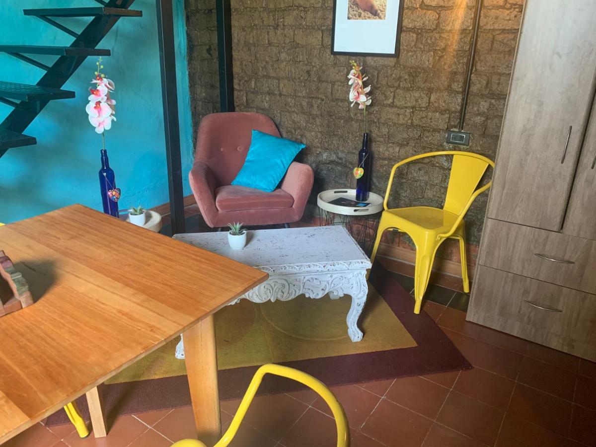 Moonshine Boutique Hostal 칼리 외부 사진